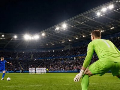 Гойлунн забив з пенальті й приніс Данії перемогу над Уельсом — Sky Sports News
