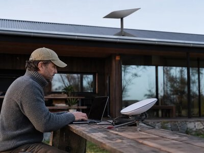 Starlink пропонує шість типів терміналів для дому, подорожей і бізнесу