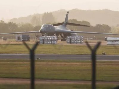 США вивели всі бомбардувальники з бази у Британії після інциденту з підозрілими автомобілями