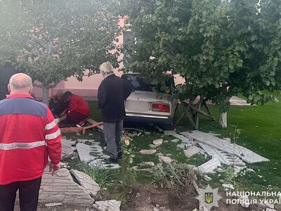 На Дніпропетровщині 19-річний водій ВАЗ збив чотирьох дітей на тротуарі