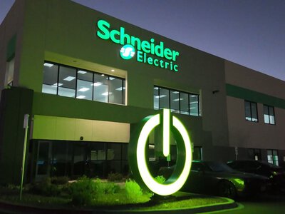  Французька Schneider Electric купить американського розробника ПЗ PTC за $20 млрд 