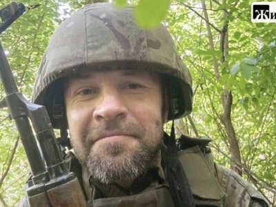 У Бердичеві попрощалися з Володимиром Сичем — воїном і рок-музикантом, якого називали «бердичівським Куртом Кобейном»