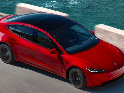 Tesla безкоштовно додала Model 3 більше потужності: у топверсії вже 528 к.с.