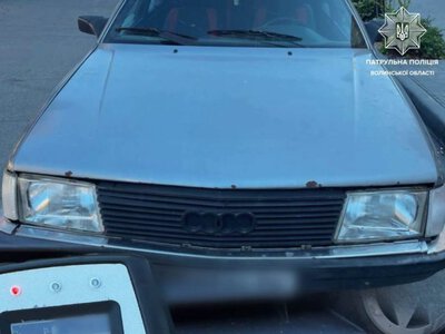 У Луцьку нетверезий водій скоїв ДТП та залишив місце автопригоди: патрульні працювали на місці події