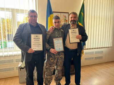 Керівництво Яремчанської громади отримало відзнаки від 3-го механізованого батальйону