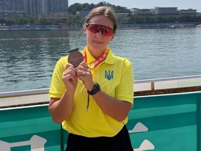 Веслувальники з Херсонщини завоювали 12 медалей на змаганнях у Китаї