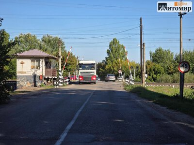 На державних дорогах Житомирщини перевіряють залізничні переїзди