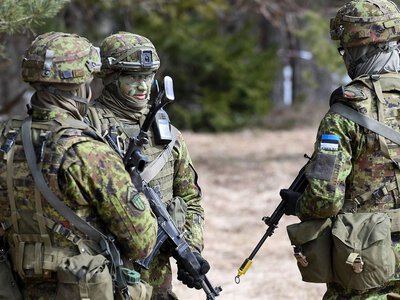 Естонія зміцнює оборону на кордоні у відповідь на загрози з боку Росії