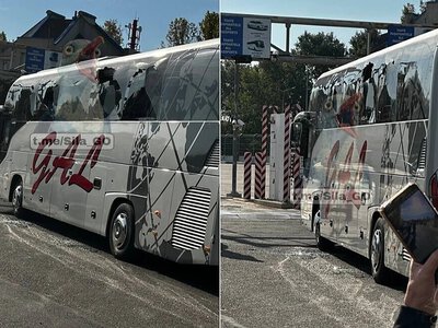 Біля пункту пропуску з Молдовою впав боєприпас: пошкоджений автобус