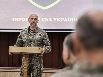 Драпатий представив особовому складу нового командувача Медичних сил ЗСУ Костянтина Гуменюка (ФОТО)