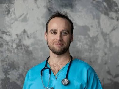 Євген Дубровський: «Розбиття пробірки з чумою і миттєве зараження – це кіношний прийом. Спалаху в РФ не буде»