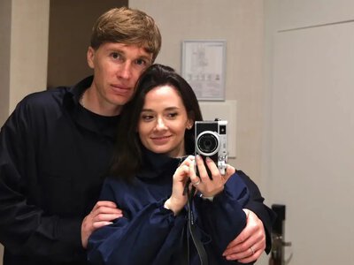 За келихом вина. Дружина Сидорчука показала їхній із Сергієм звичайний недільний вечір