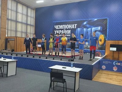 Херсонський важкоатлет Дмитро Кононенко здобув «срібло» на Чемпіонаті України