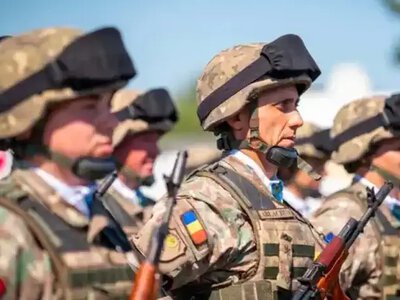 Румунія викликала тисячі резервістів до військових частин