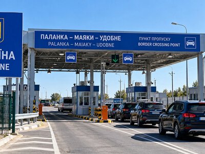 Пункт пропуску з Молдовою відновив роботу після падіння снаряда
