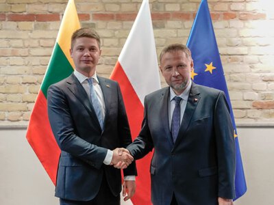 Польща та Литва готують плани масової евакуації на випадок війни з Росією