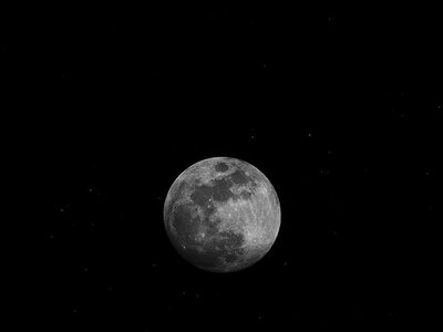 NASA перевірить загадкову западину на Місяці, яка може вести до гігантської печери