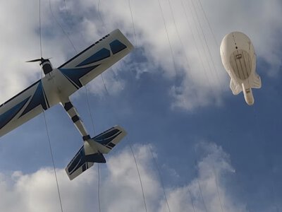 Росія випробовує аеростати з тросами для захисту від українських дронів