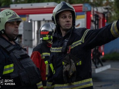 В Києві внаслідок ворожої атаки є пошкодження через падіння уламків