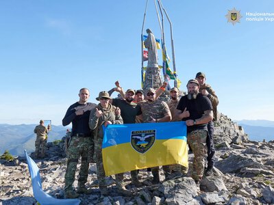 Ветерани та поліцейські Прикарпаття разом підкорили Хом’як
