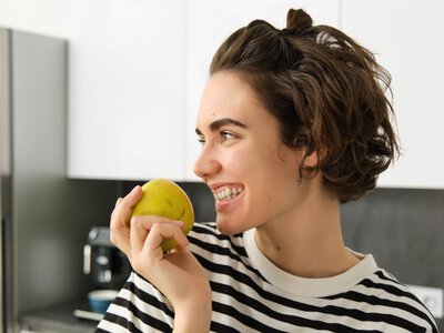 Не лише яблука: 6 продуктів, які б’ють рекорди за вмістом клітковини
