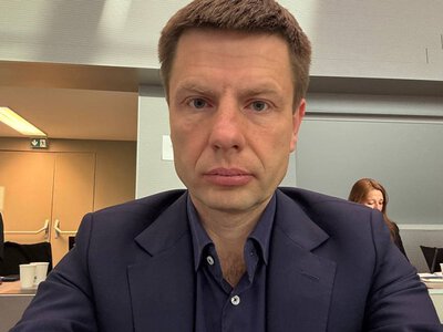 «Європейська солідарність» припинила співпрацю з нардепом Олексієм Гончаренком