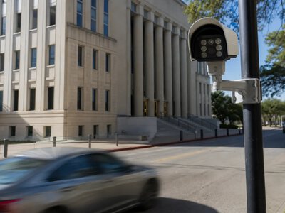 Місто в Техасі запросило 2,3 млн доларів за дані про камери Flock