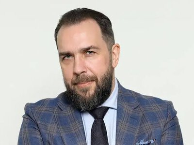 «Ми не нав’язуємо Україні її героїв, але закликаємо бути обережнішими», — керівник посольства Польщі Пйотр Лукасєвіч