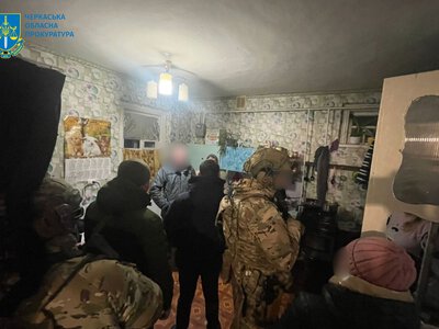 “Хочу, щоб у неї і голова одскочила”: у Чорнобаї винесли вирок подружжю, яке хотіло вбити волонтерку та її чоловіка-ветерана