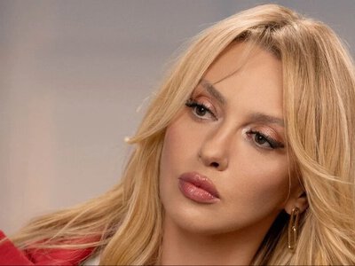 Полякова розсекретила молодшу доньку: як зараз виглядає Аліса