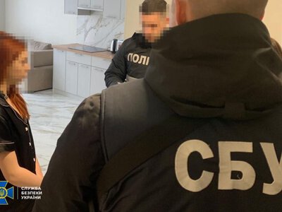 Громадянин Росії координував діяльність міжрегіонального наркоугруповання на території трьох областей