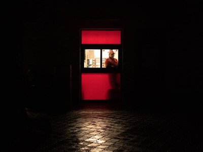 У частині регіонів України сьогодні діятимуть графіки відключень світла