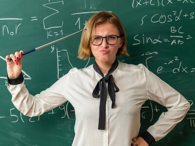 Вчителів фізики й математики скоро не буде кому замінити: цифри шокують
