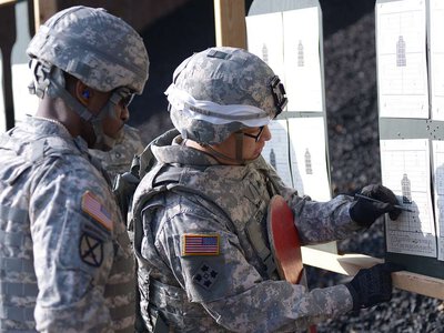 США терміново вивели B-1 з Британії через загрозу: у Вашингтоні згадали операцію «Павутина»