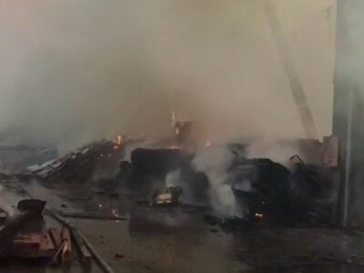 Росіяни вдарили по складах в Запоріжжі: є постраждалі