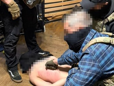 У Києві затримали засновника ТГ-каналу, який закликав до терактів: у чому допомогла ФБР