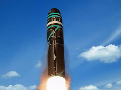 Франція провела випробування нової ядерної ракети M51.3 - за цим спостерігав Макрон