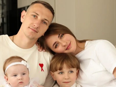Весь у тата. Дружина Різника похвалилася воротарськими вміннями їхнього маленького сина