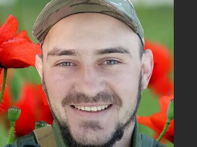 «Він завжди казав: “Ми скоро будемо вдома”»: мама загиблого Захисника Максима Щербака про сина, рідну Луганщину та життя в Ужгороді після втрати