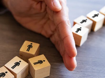 В Україні стартують скорочення у держорганах, заступників у міністрів стане менше на 20%
