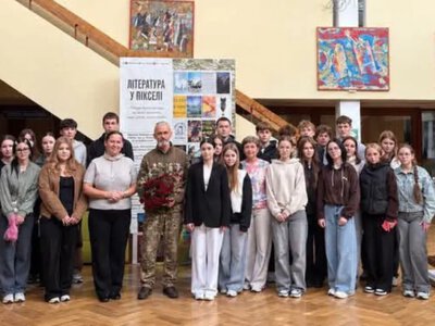 У Рівному зустрілися із письменником та військовослужбовцем Василем Шекерою