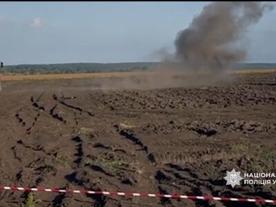 На Сумщині трактор підірвався на вибухівці