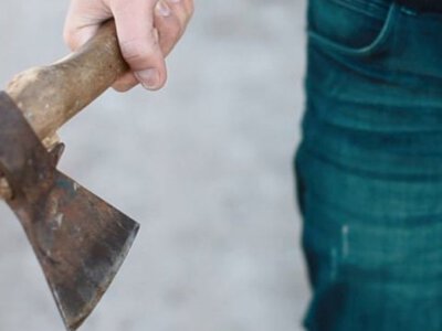 У Ковелі чоловік із сокирою влаштував напад на перехожих: постраждалі отримали серйозні травми