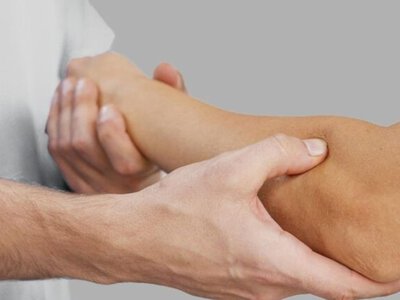 Коли потрібно звертатись до ортопеда та що він лікує — ключові особливості