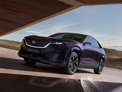 Mazda CX-6e: електрокросовер з унікальною можливістю спілкування через зовнішній динамік