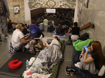 У Києві, Дніпрі та Кременчуку пролунали вибухи: РФ вдарила балістикою