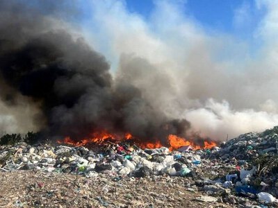 У Рені ввечері спалахнуло сміттєзвалище
