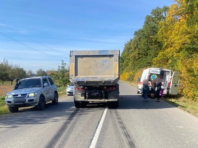 У Комарівцях внаслідок ДТП травмувався 8-річний велосипедист