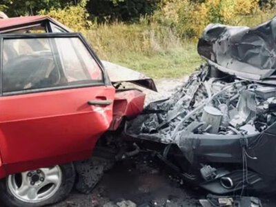 На автодорозі Київ – Чоп біля Гусарів зіткнулися три автомобілі