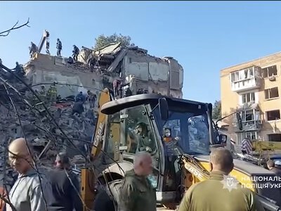 Ракетний удар росіян по Прилуках вбив 14 людей, з-під завалів дістали тіла чотирьох дітей